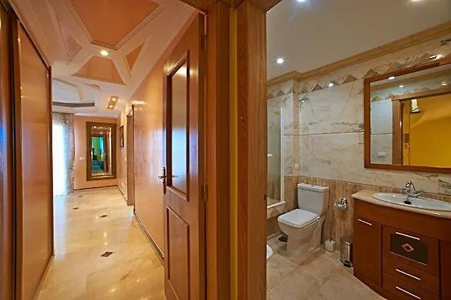 A Luxury Townhouse! *